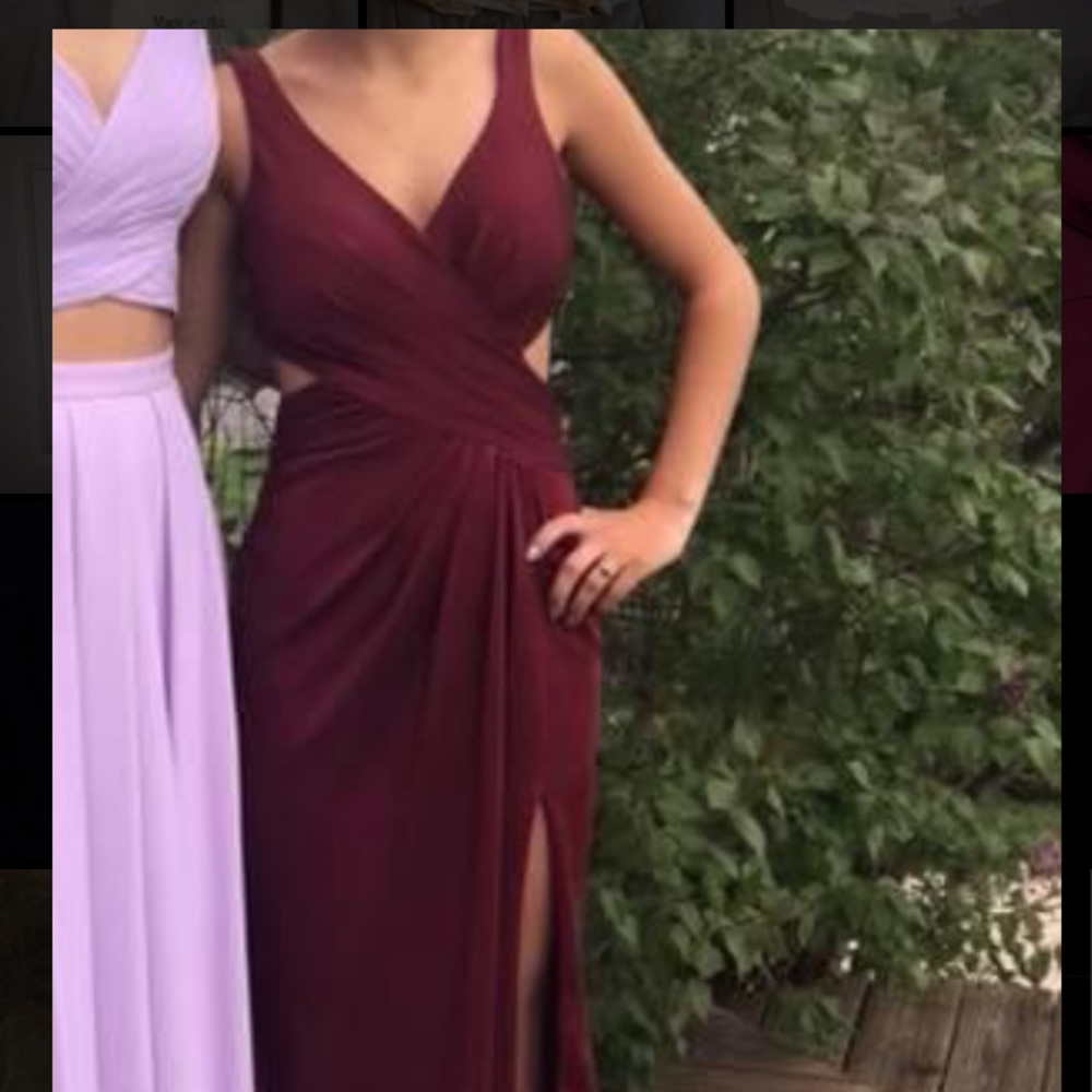 Maroon prom dress
